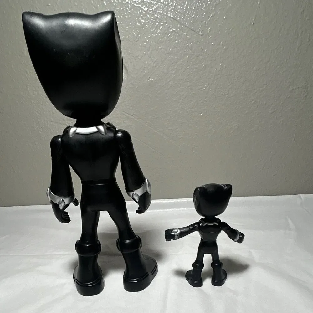 Black Panther Franchise Plastic Figure Set with Figures - Black & Silver